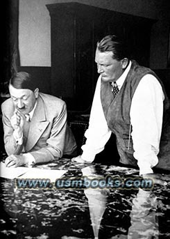 Adolf Hitler, Hermann Goering