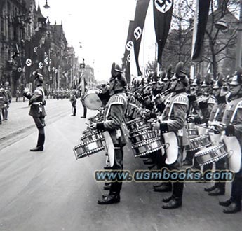 Nazi police band
